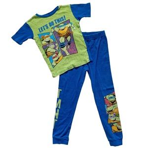 Nickelodeon TMNT Pajama Set